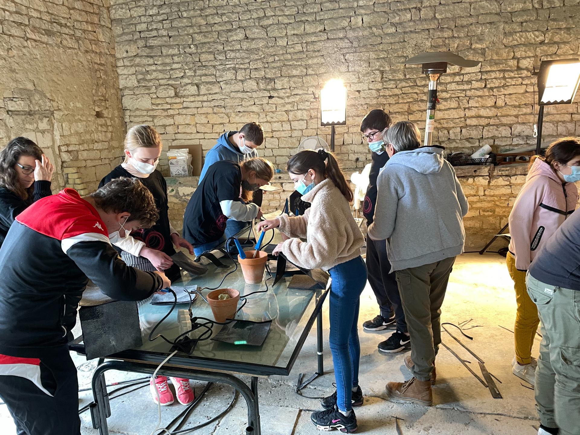 Atelier art plastique avec Nadine Vergues